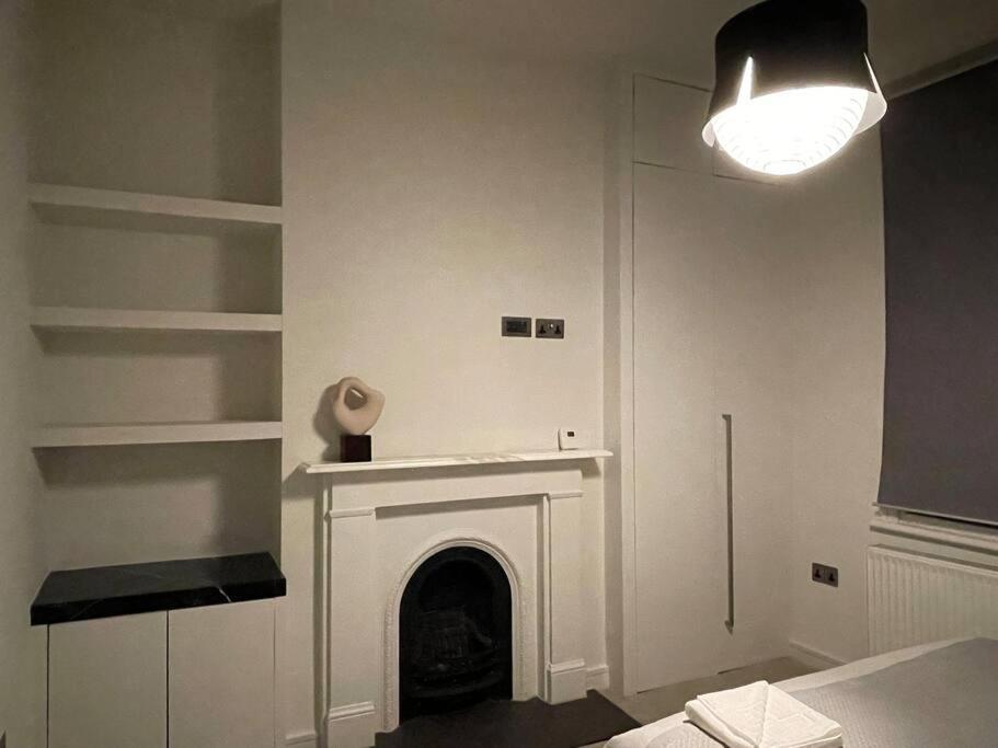 Quintessential Town House Close To Central London Kültér fotó